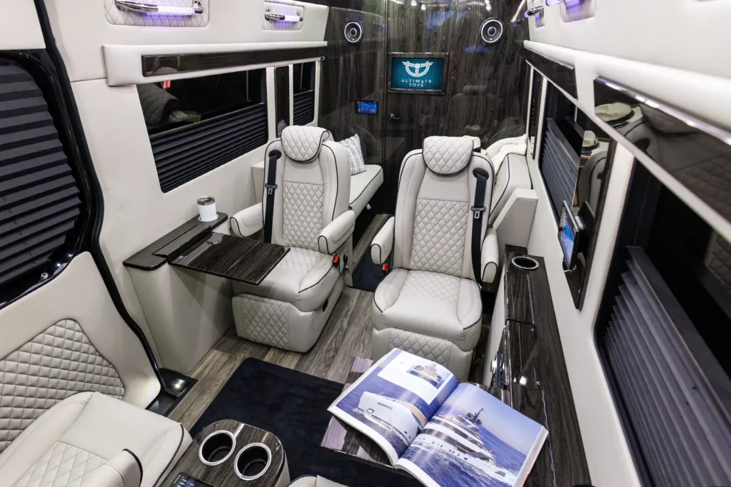 Gallery_CoachEx_Int2