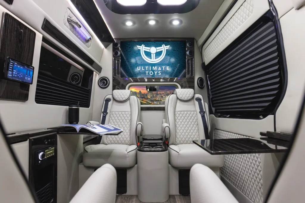 Gallery_CoachEx_Int6