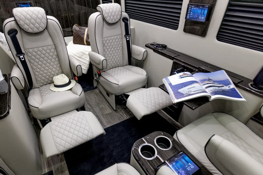 Gallery_CoachEx_Int9
